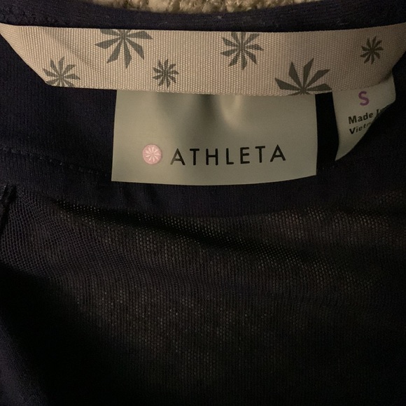 Athleta Dark Blue & Green Mesh Full Tilt Zip up Jacket Small - Picture 9 of 10